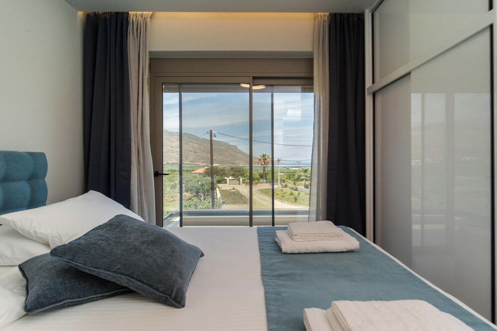 Amfitriti Villa