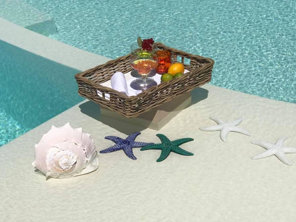Apartment With Garden or Terrace Near sea
