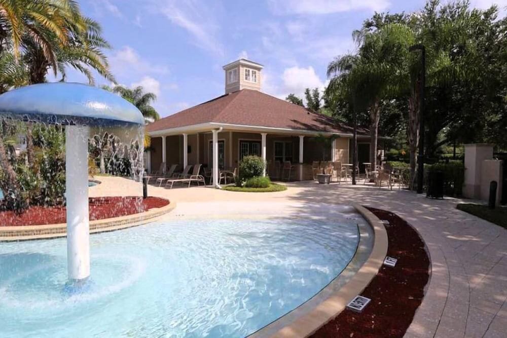 Villa Cristina - Lucaya Village - Image 4