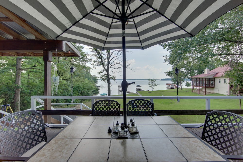 Home On Lake Bob Sandlin w/ Private Boat Dock!