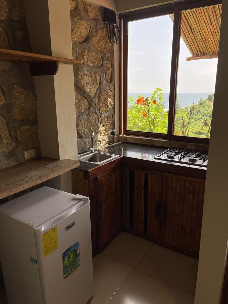 Punta Hills Montanita