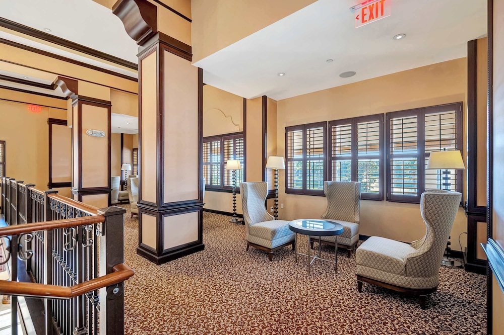 2BR Fireworks View With Pool Spa 5 Minutes to Disney