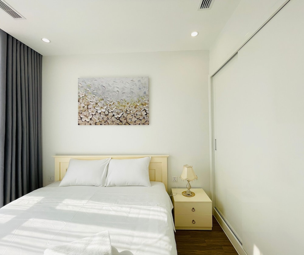 Vinhome SkyLake - Service Apartment