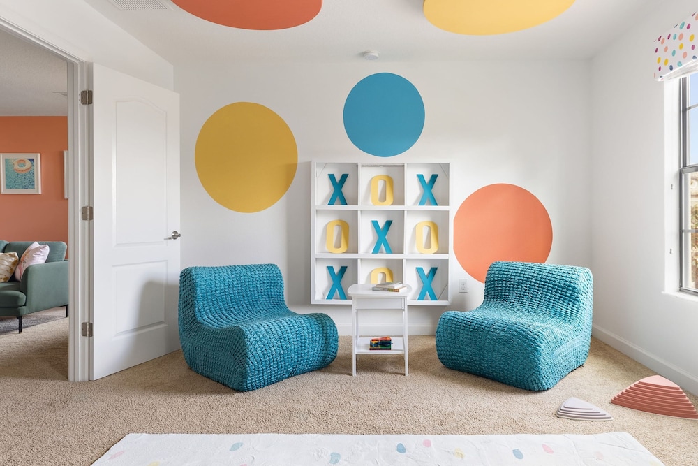 Shadow Mountain Family Oasis w Game Room Pool Resort Access Themed Rooms