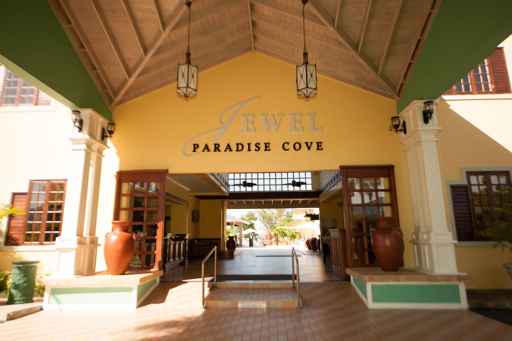Jamaica Vacations - Jewel Paradise Cove Adult Beach Resort  Spa - All Inclusive - Property Image 2