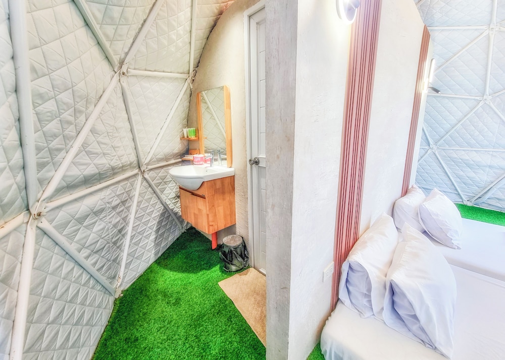 FarmKo Glamping