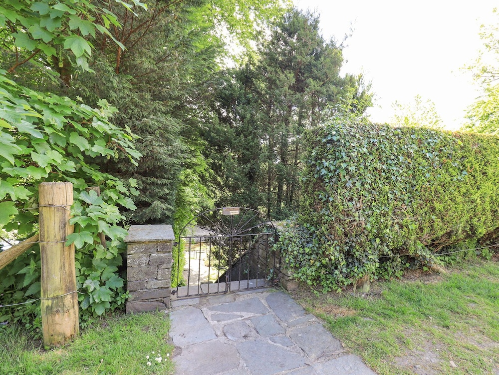 Courtyard Cottage