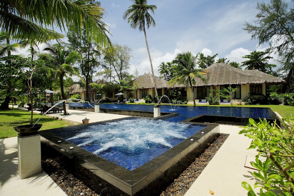 Bangsak Village - Adults Only