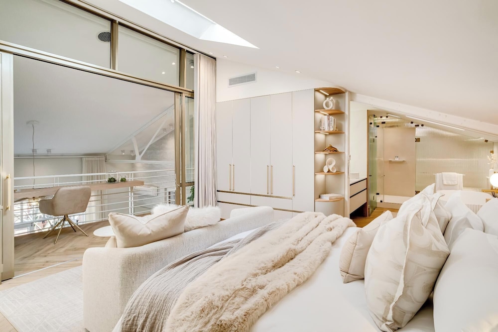Luxury Loft 3 Ensuites Prime Cape Town Location