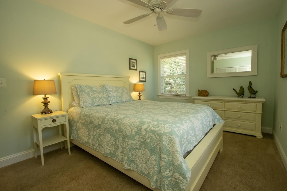266 Tarpon view 3
