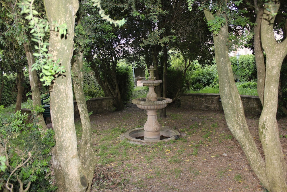 Photo 44