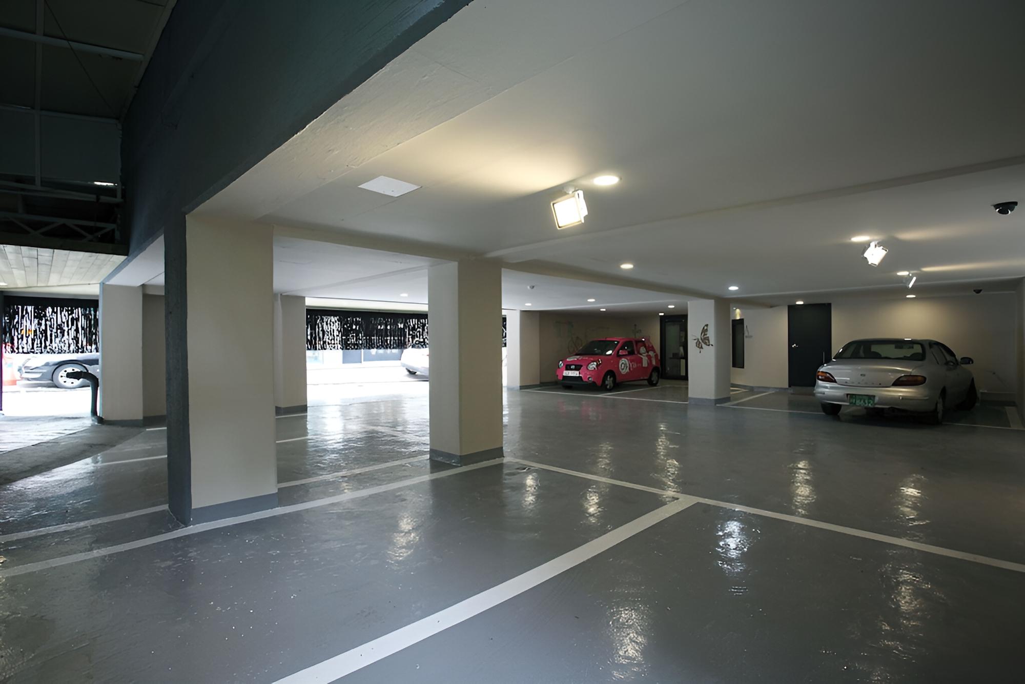 Photo 18