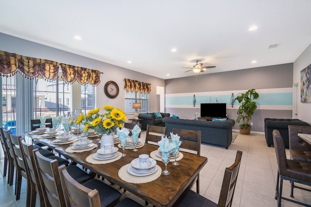 12br Resort Villa With Pool & Spa Near Disney 12 Bedroom Home