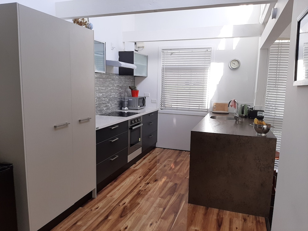 A bit of New York in Whanganui HOME STAY