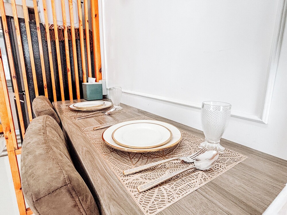 A Minimalist Urban Retreat