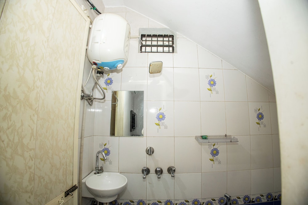Sri Residency