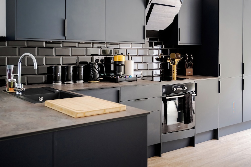 Luxury 4 Bedroom House in Central London