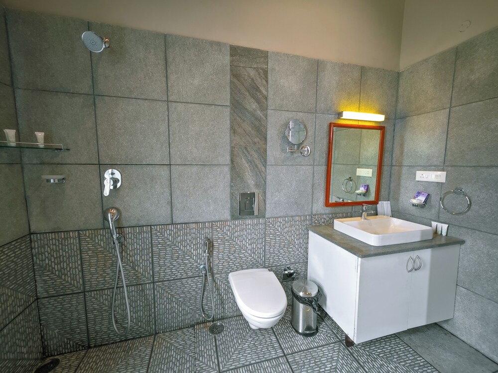 Ibex Resorts Coonoor (Tapas )