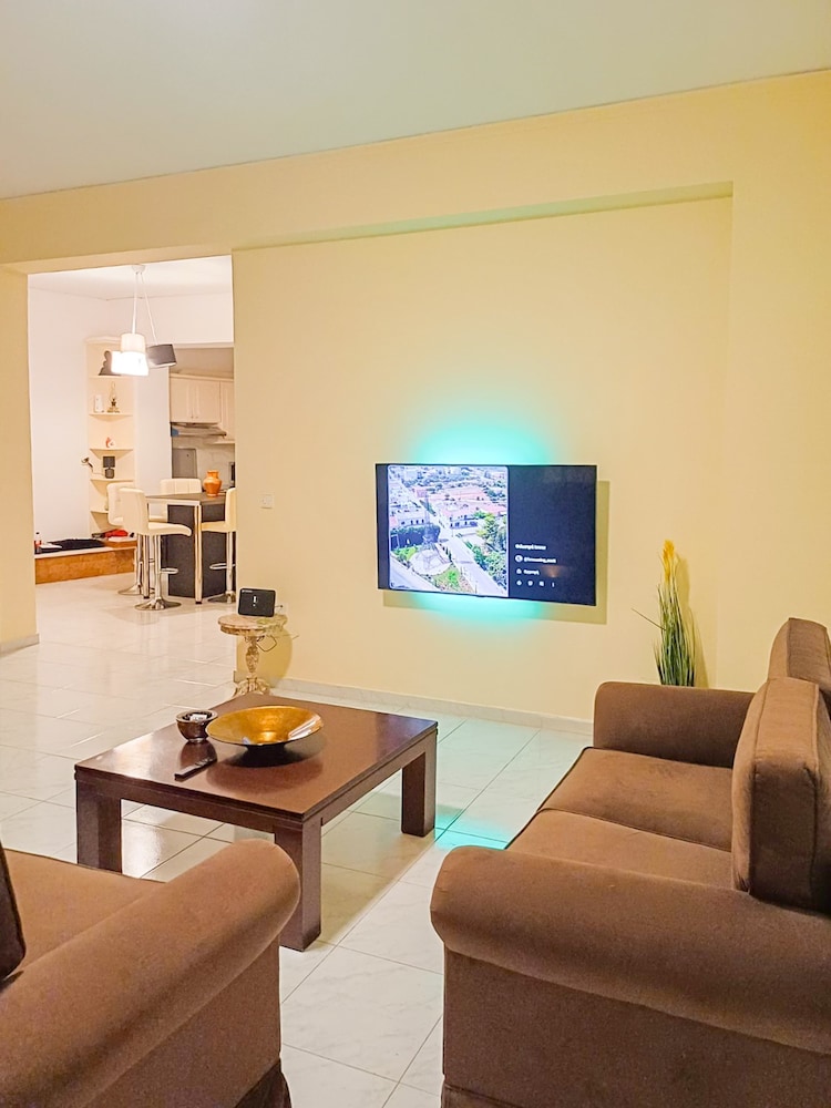 Filiatra Modern Getaway With Panoramic Views