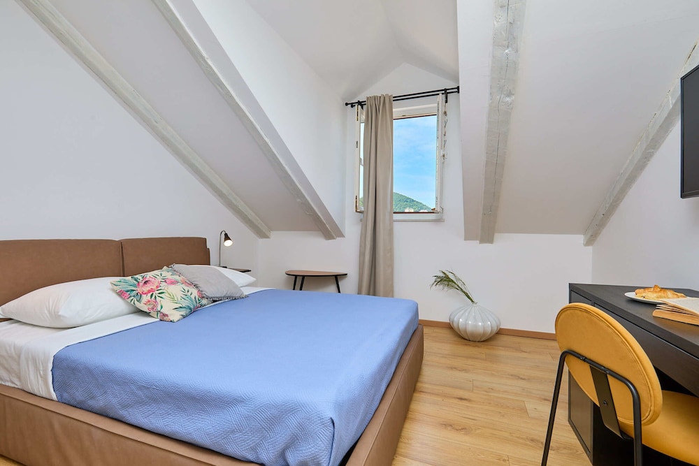 Dubrovnik Vacations - Boutique Garden Rooms - Property Image 49