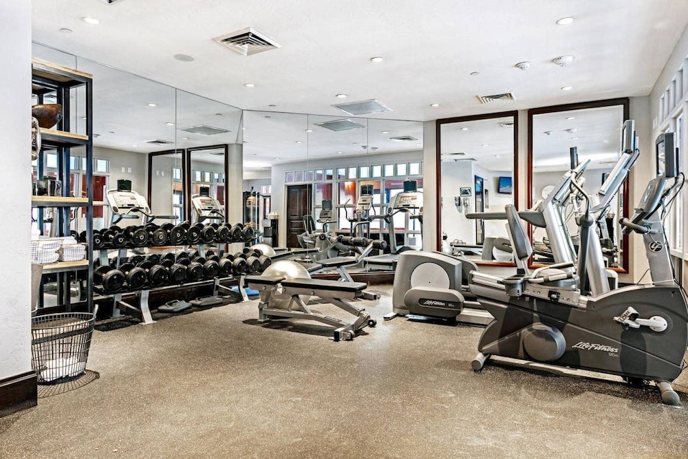 Ski in, Ski out 3 Bedroom Condo at the Beaver Creek Lodge