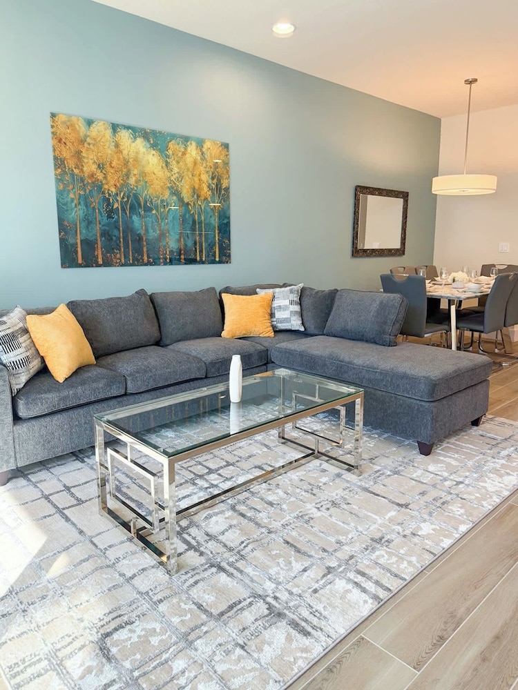 Upstay Tranquility Townhome w Private Pool