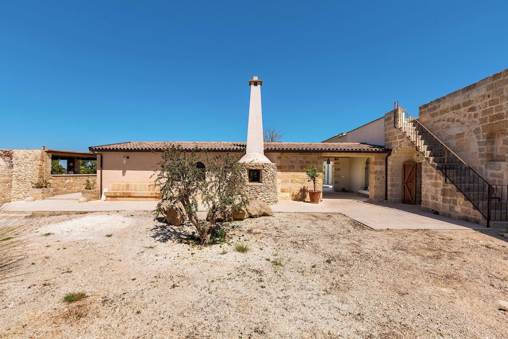 2874 Masseria Marchese by Perle di Puglia view 3