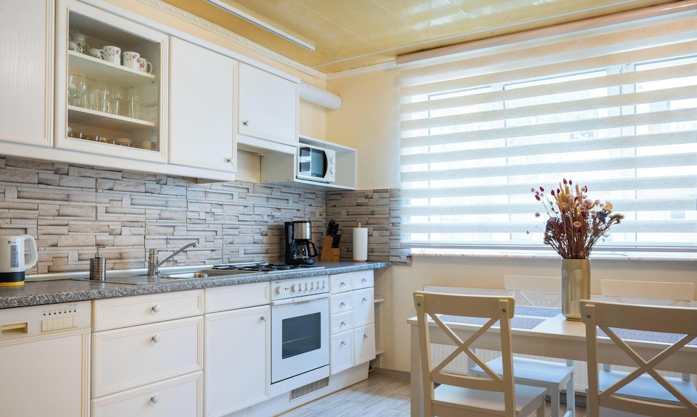 Noua Oasis BNB with parking