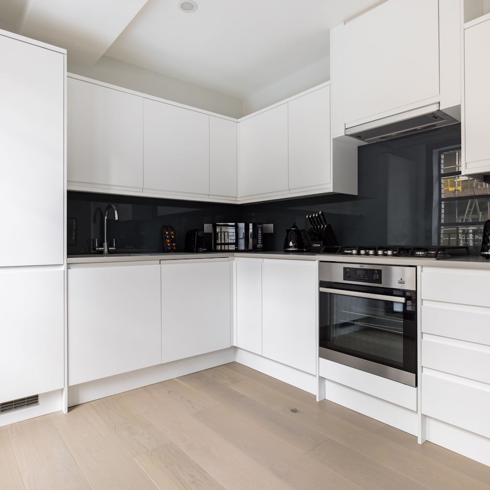 Vibrant Leicester Square 2BR - Netflix Nespresso