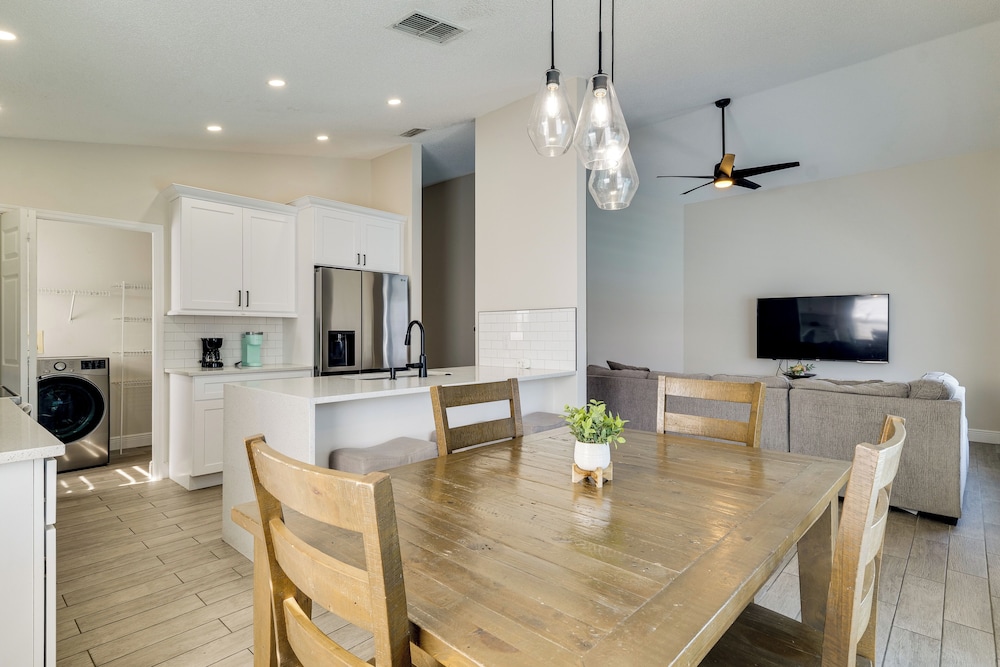Pool & Game Room: Pet-friendly Gem in Davenport