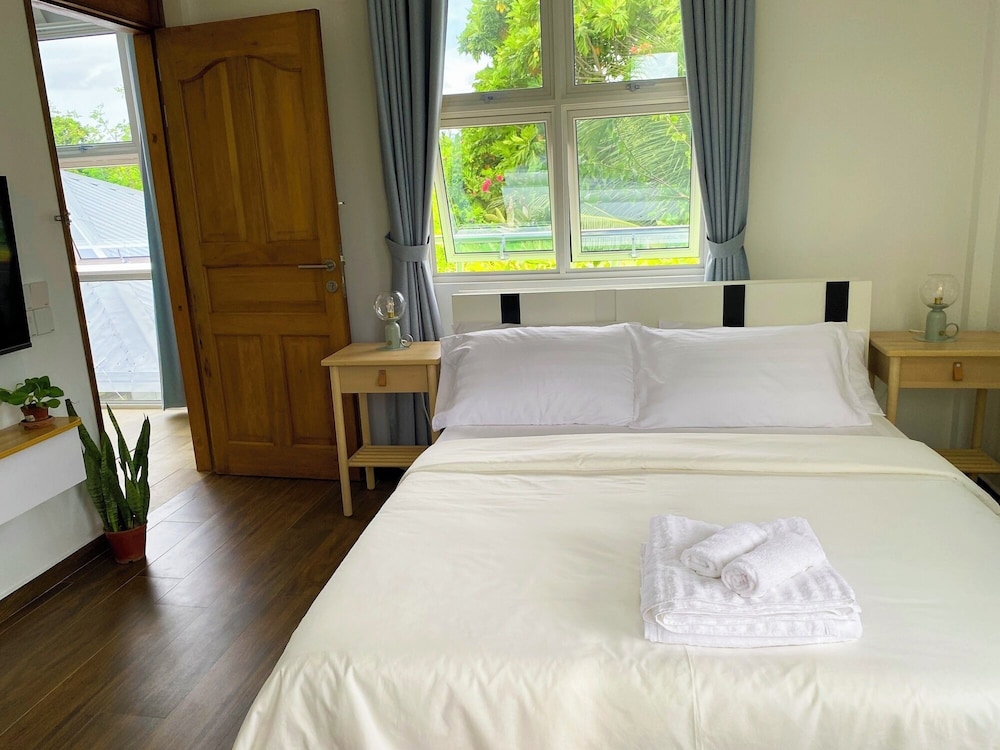 Calm Beach Inn