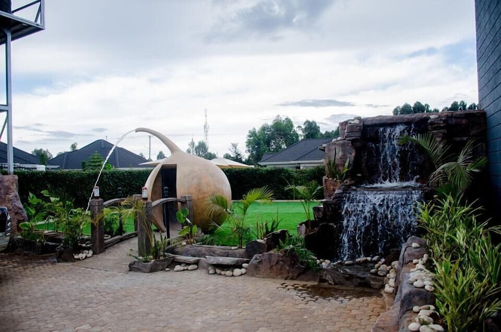 Lux Suites Eldoret Luxury Apartments view 4