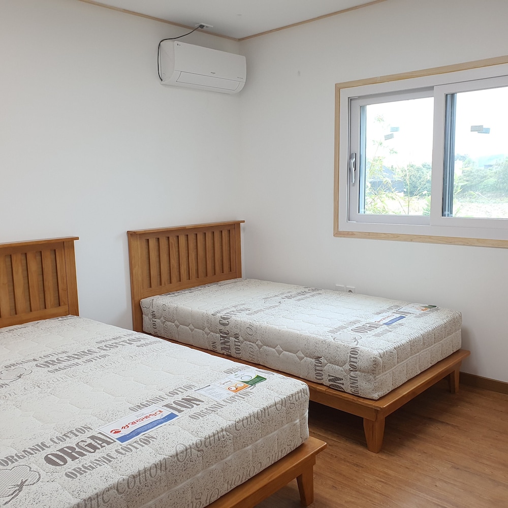 On The Stone Guesthouse 1 - Hostel 34