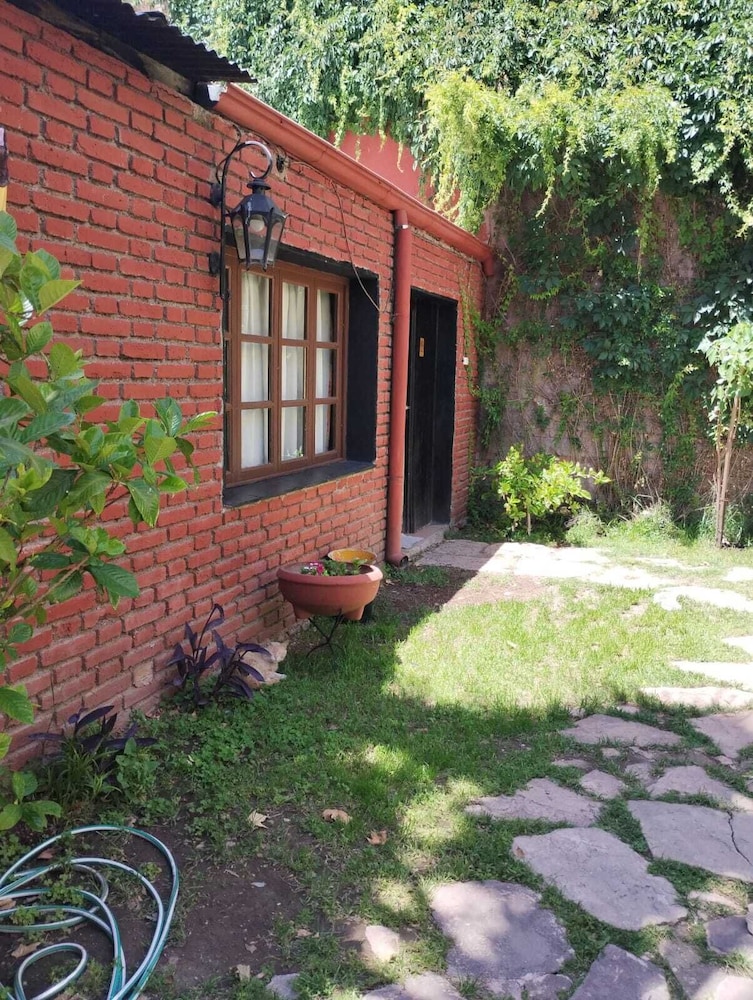 House Lyon