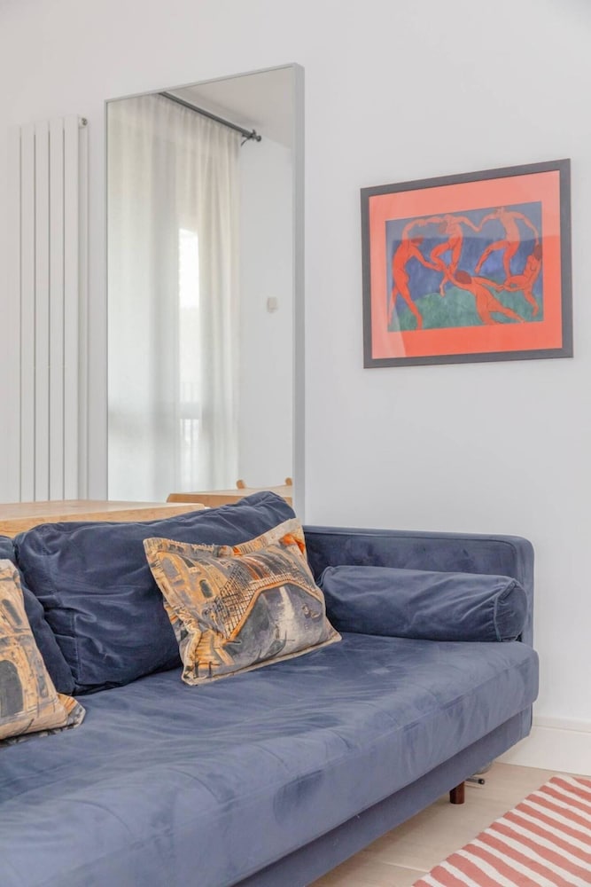 Charming & Stylish 1BD Flat - Bethnal Green