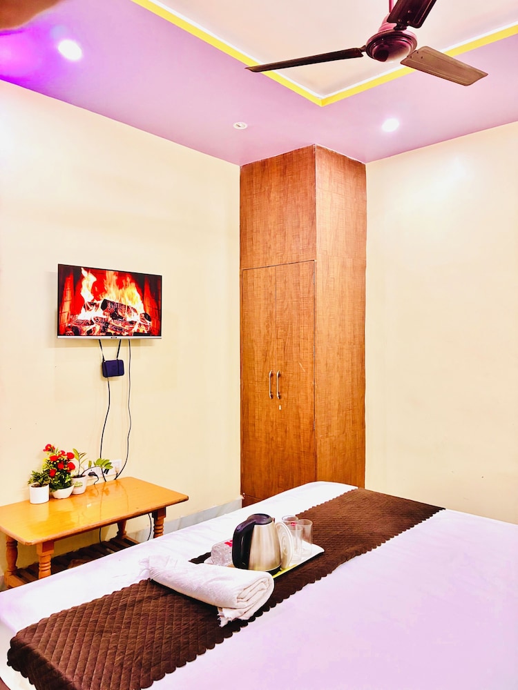 Shivanya guest house