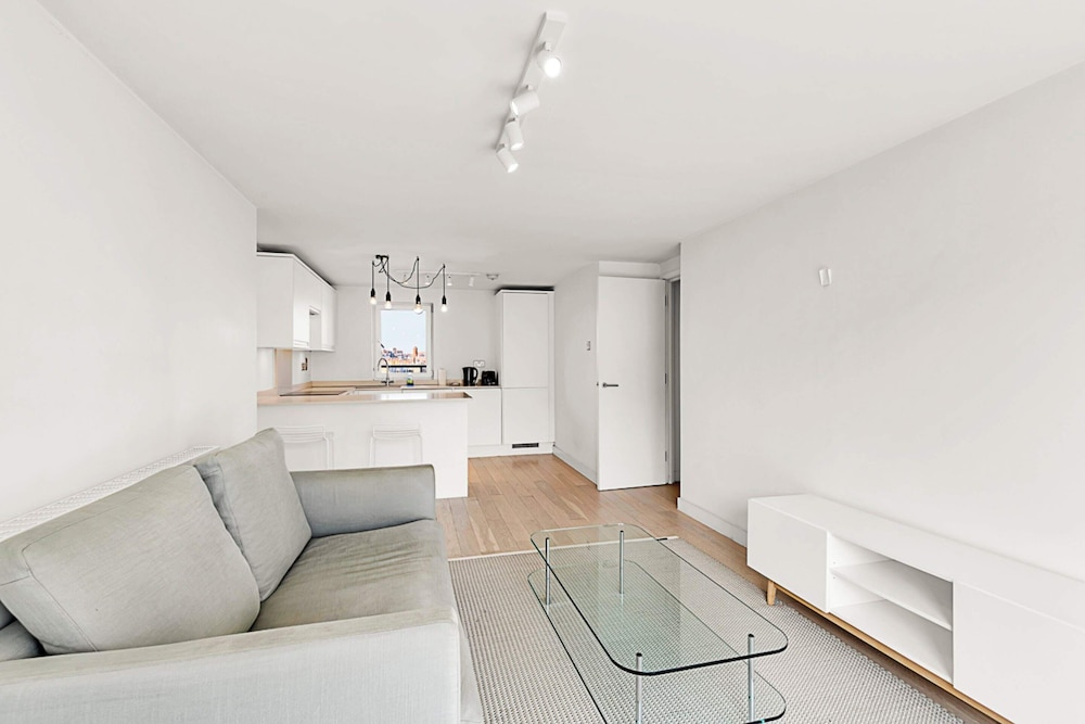 Chic Belgravia Apartment