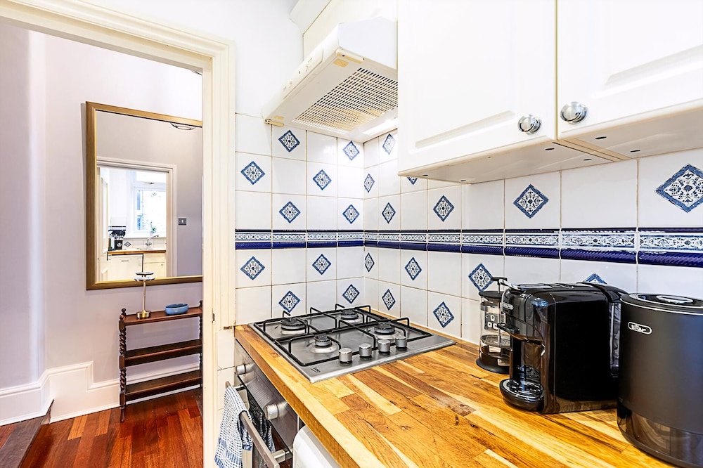 Chic Garden Flat in Leafy Ealing