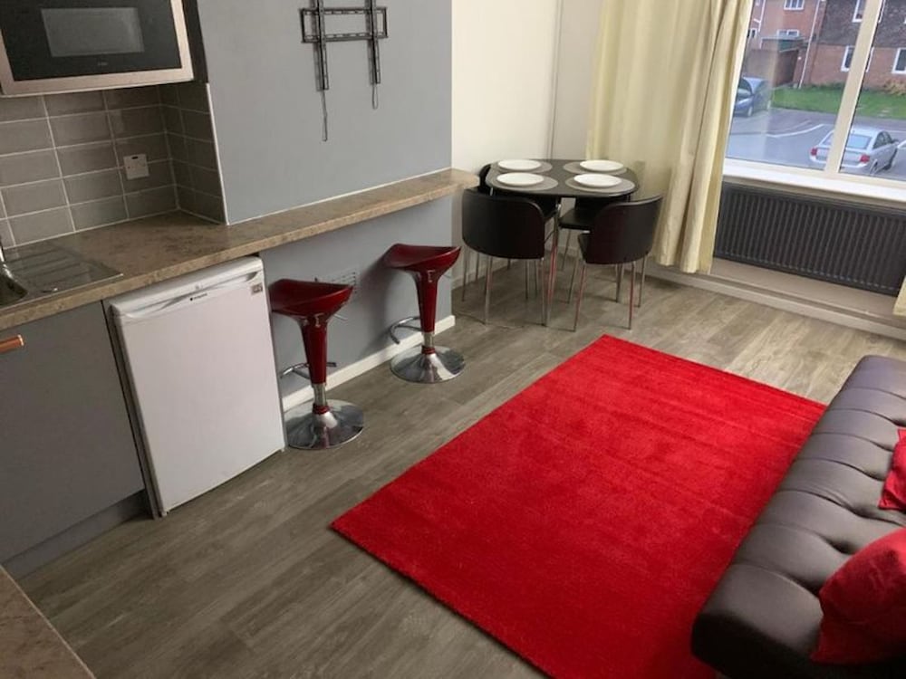 Eastfield Mews by Wv1 Stays 3 Beds up to 5 Guests view 4