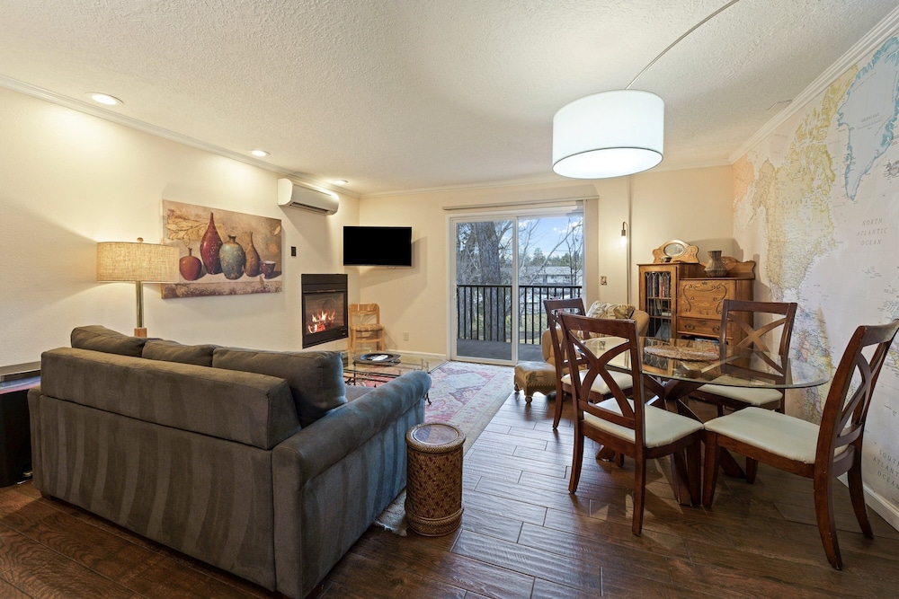 1565 Nw Wall St 144/145 1 Bedroom Condo