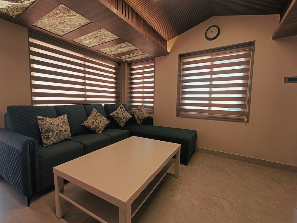 Villa Euphoria