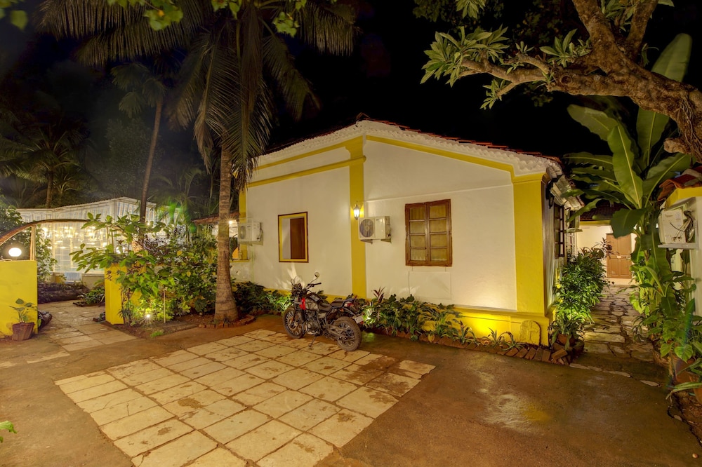 goSTOPS Lite Goa, Calangute