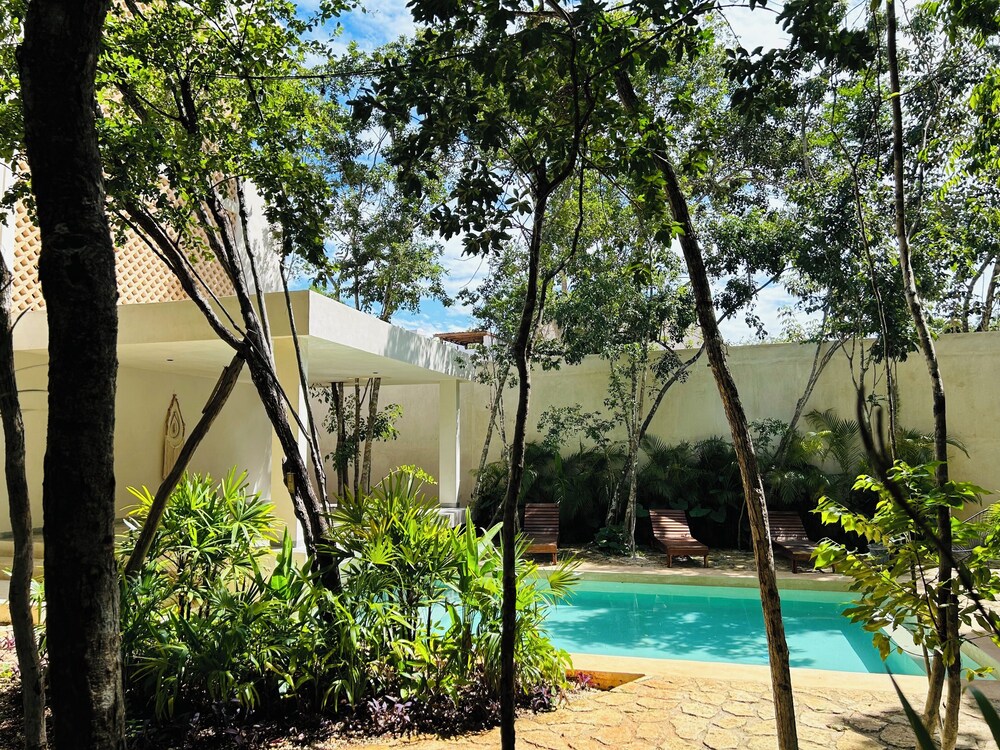 Pool & Private Balcony Studio Tulum S15