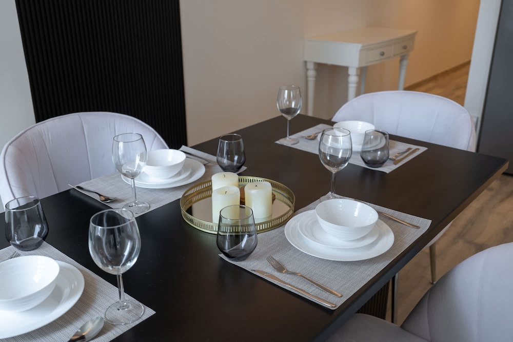 Elegant 1-bedroom Apartment for 2 Near to Burj Khalifa