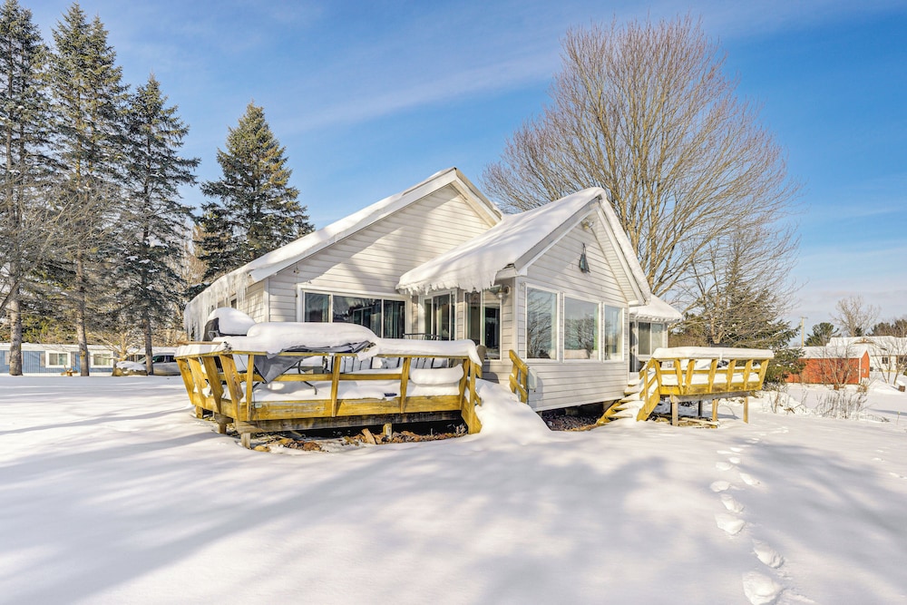 Private Dock & Lake Views: Home on Lime Lake