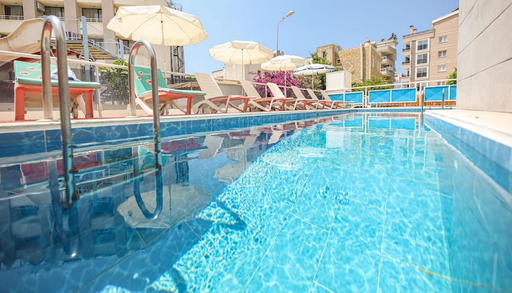 Delta Altinkum Otel - Image 14