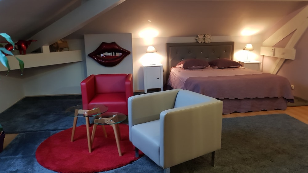 Manoir De Tireveste