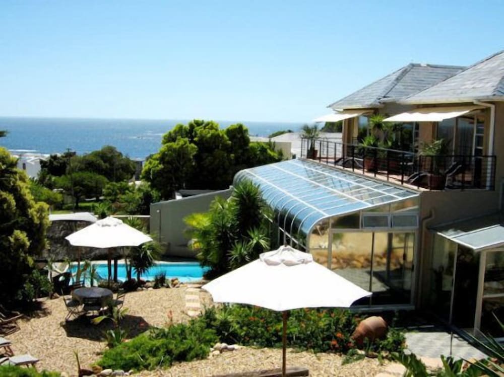 Villa Surprise