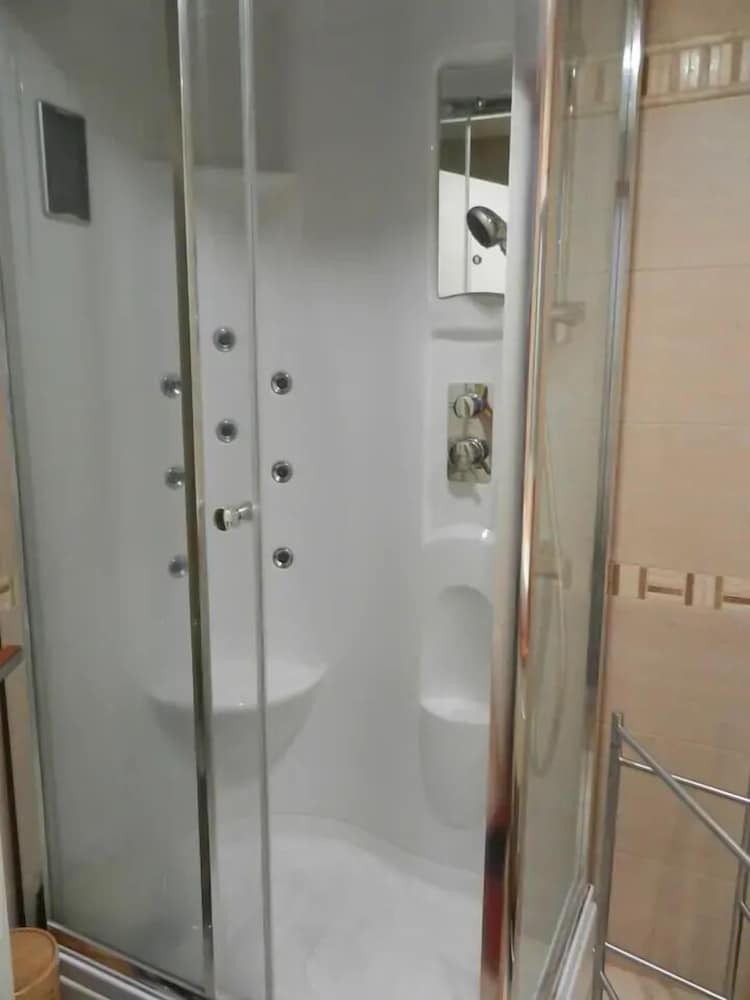 Photo 34