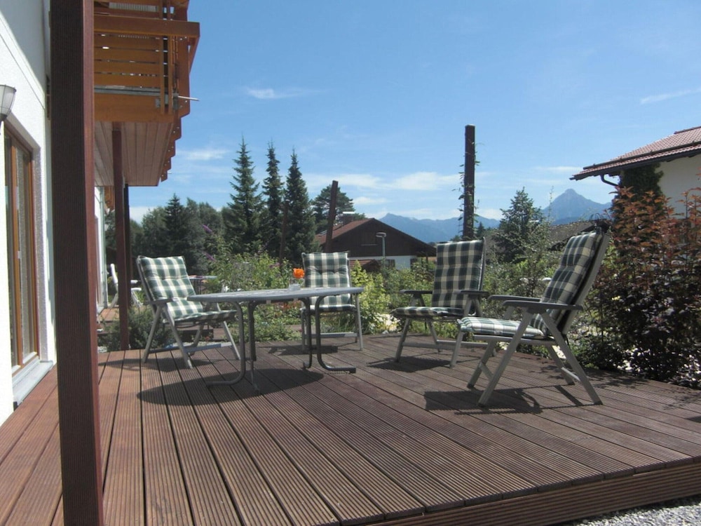 Holiday Apartment at the Rose Garden